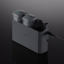 गैलरी व्यूवर में इमेज लोड करें, DJI Air 3 Battery Charging Hub
