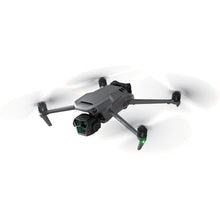 ಗ್ಯಾಲರಿ ವೀಕ್ಷಕಕ್ಕೆ ಚಿತ್ರವನ್ನು ಲೋಡ್ ಮಾಡಿ, DJI Mavic 3 Pro In Action
